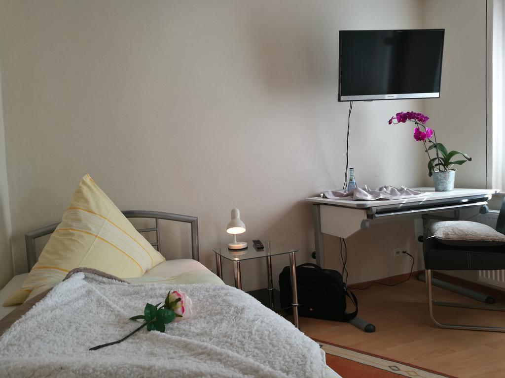 Pension Und Restaurant Reck Aulendorf Extérieur photo