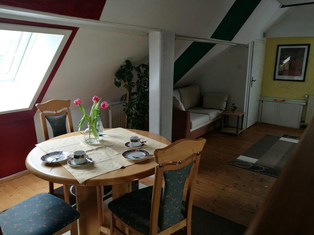 Pension Und Restaurant Reck Aulendorf Extérieur photo